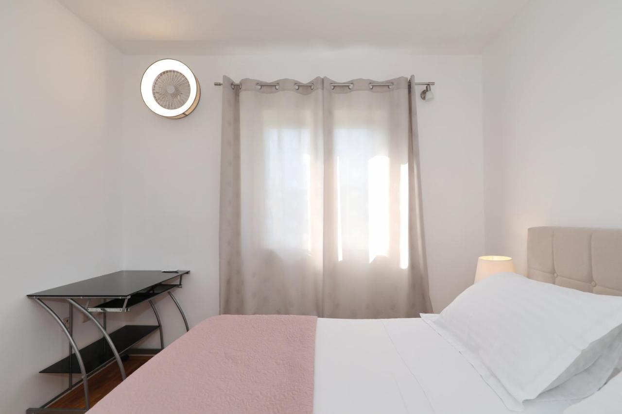 Sea Relaxing Apartment ビビニェ エクステリア 写真